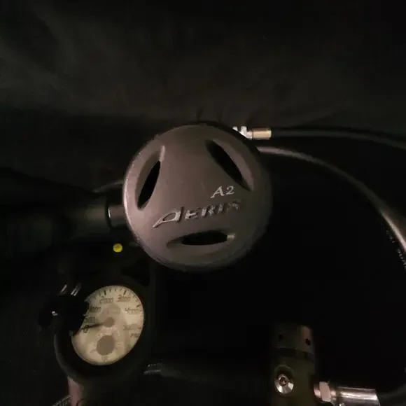 Aeris XR1 NX Scuba Diving Dive Computer Console PSI Gauge w/ Aeris A2 Regulator